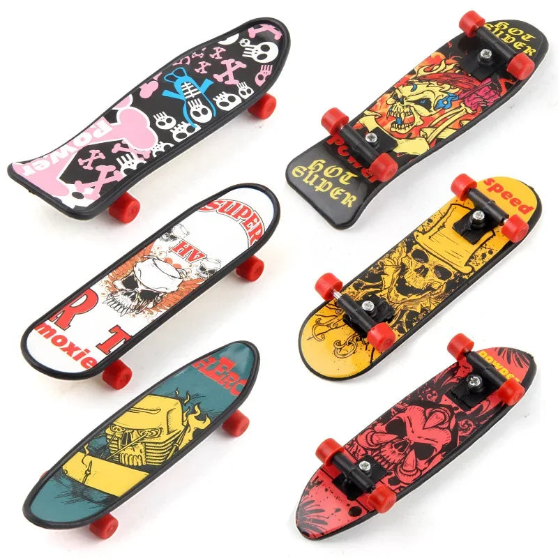 12 Pcs Mini Skateboard Toys Plastic Creative Fingertip Skateboard for Kid Birthday Party Favors Desktop Game Toys Gift Filler