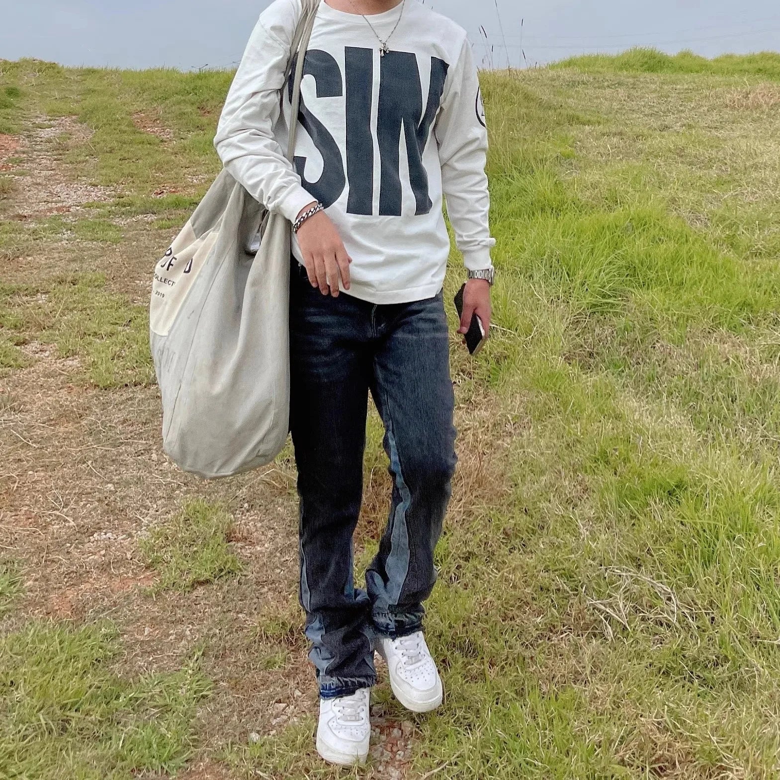 Vintage Flared Jeans for Men Y2k Streetwear Frayed Jean Pants Baggy Hip Hop Graffiti Colorblock Slim Fit Denim Jeans Man Black