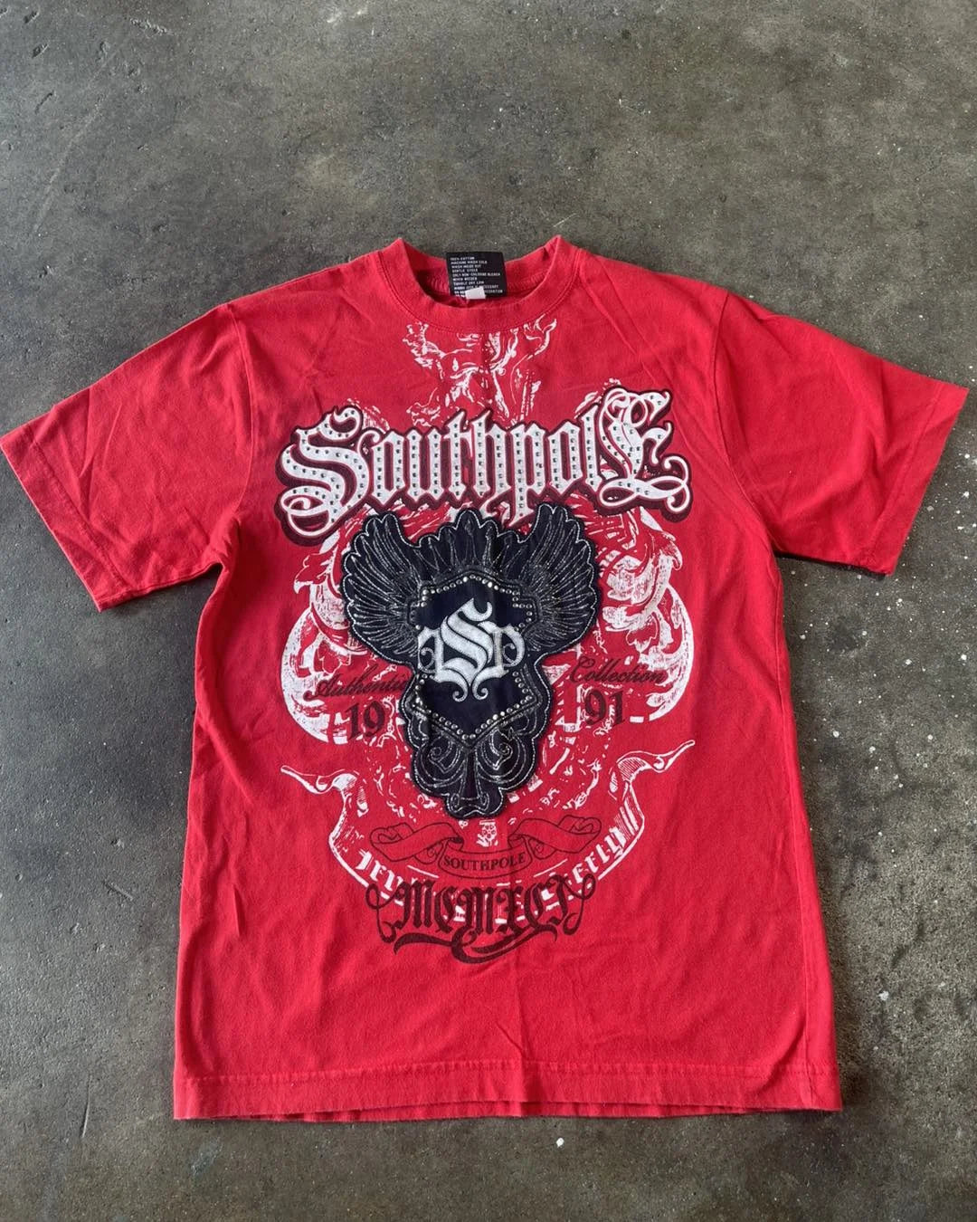 Red Southpole Graffiti T-Shirt Mens Urban Streetwear Art Bold Vintage Distressed Style Tops Hip-Hop American Women Casual Wear