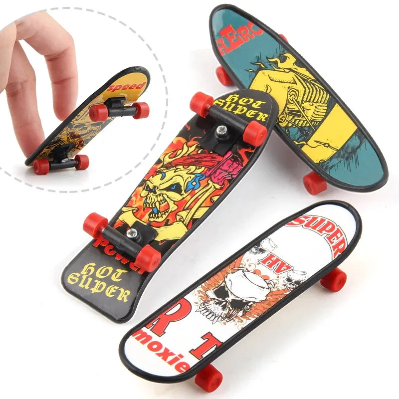 12 Pcs Mini Skateboard Toys Plastic Creative Fingertip Skateboard for Kid Birthday Party Favors Desktop Game Toys Gift Filler