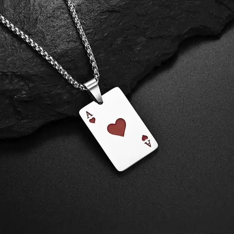 The 2025 new 2PCS hip-hop style declaration card Spades heart necklace is suitable for both men and women to wear. It is a penda