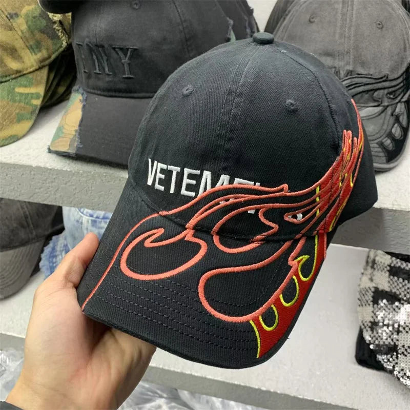 Niche American Heavy Industry 2025 New Flame Cap Letters Graffiti Hip Hop Trend Street Baseball Caps for Both Men and Women Hat