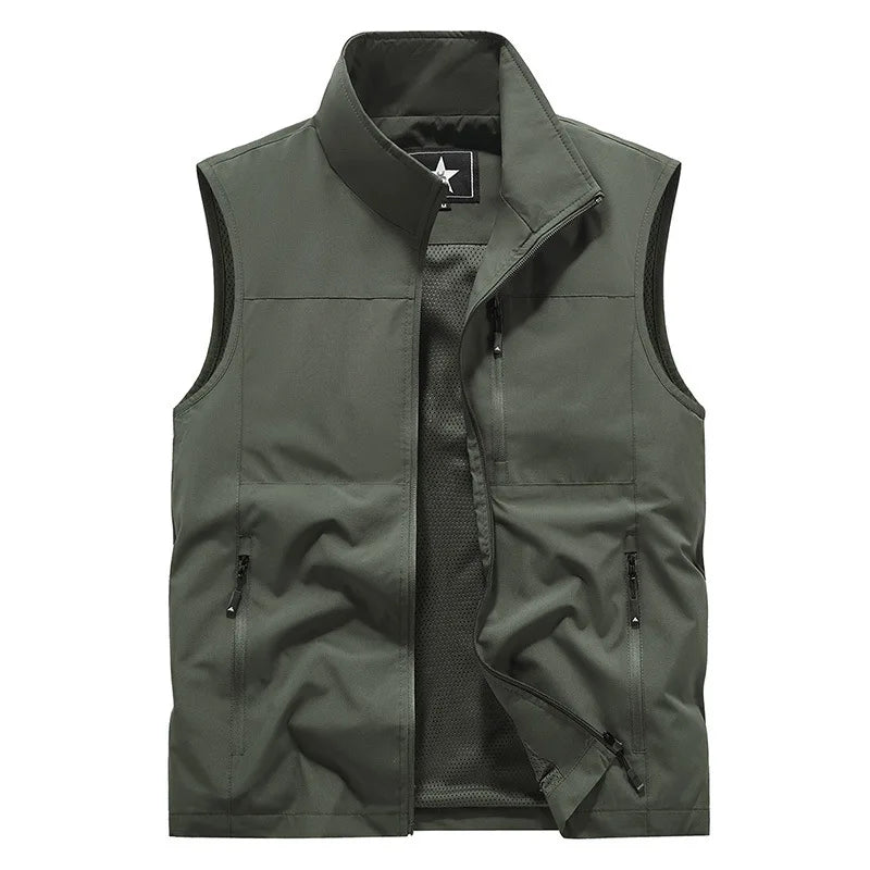 FGKKS 2024 Outdoor Casual Vest For Men Large Pocket Fashion Coat High Quality Design Hot Street Wear Vest For Men