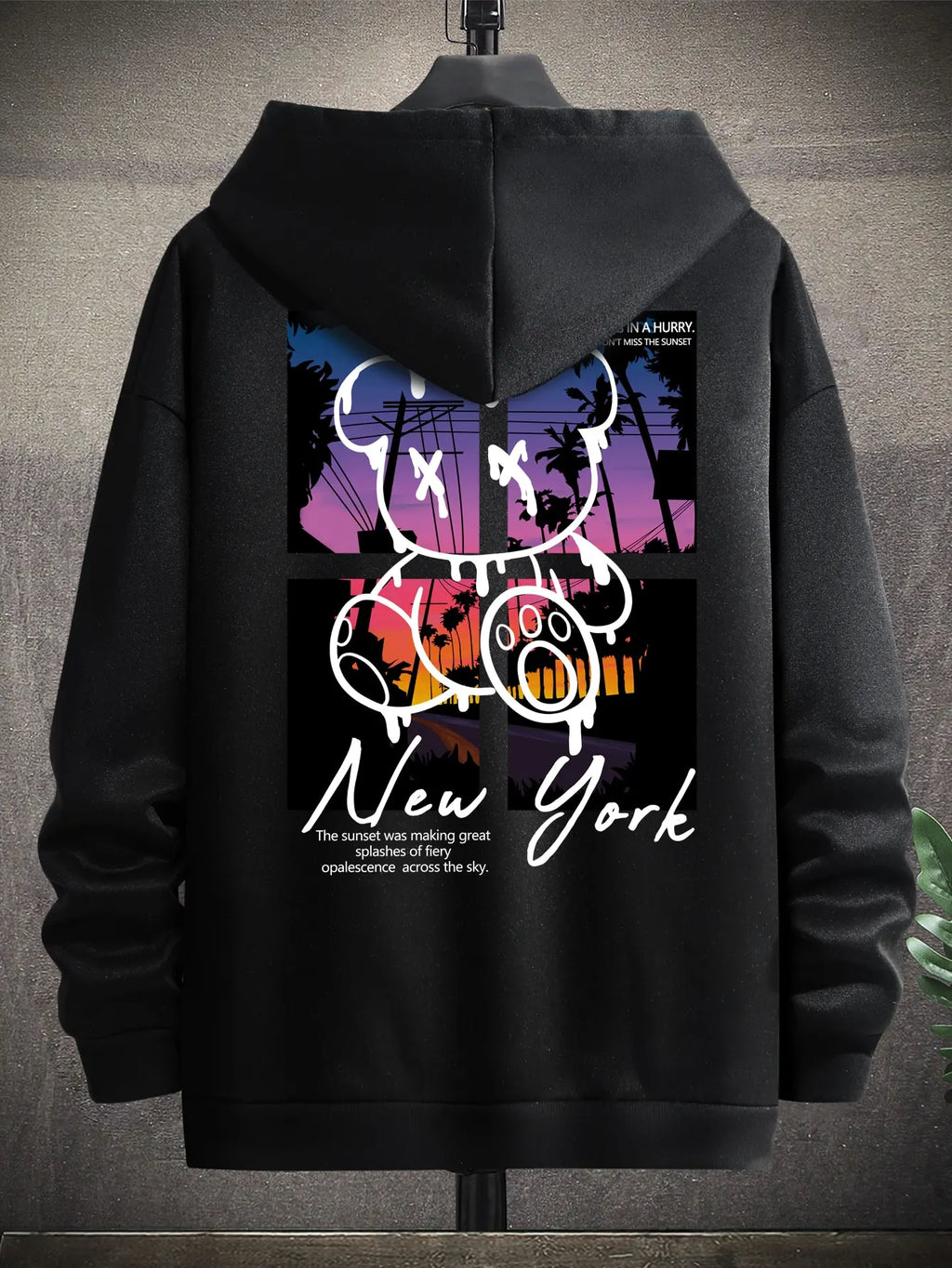 New York Art Word Cartoon Bear Sunset Scenery Design Male Clothing Hip Hop Street Hoodies All-Match Pocket Pullovers Men Hoody