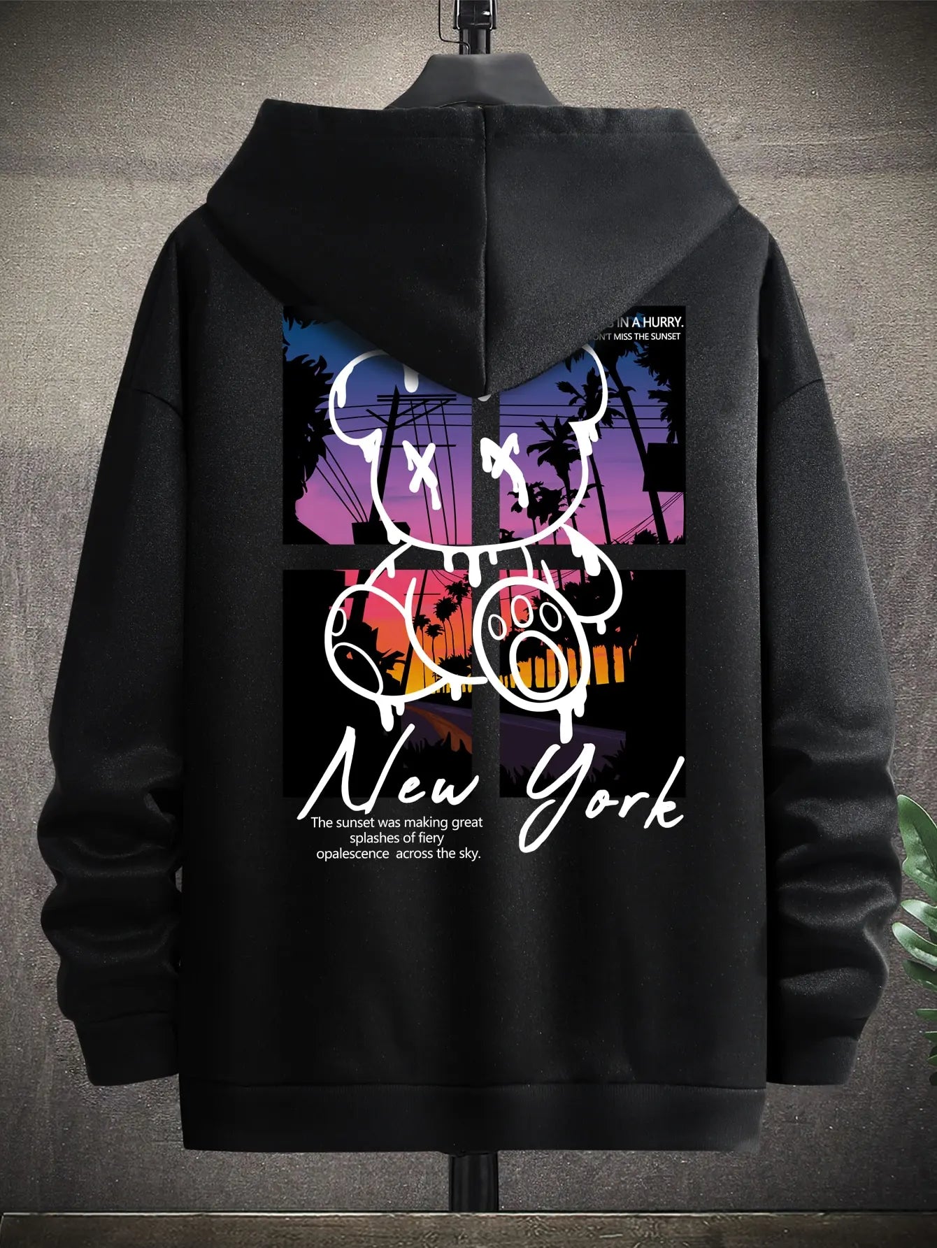 New York Art Word Cartoon Bear Sunset Scenery Design Male Clothing Hip Hop Street Hoodies All-Match Pocket Pullovers Men Hoody