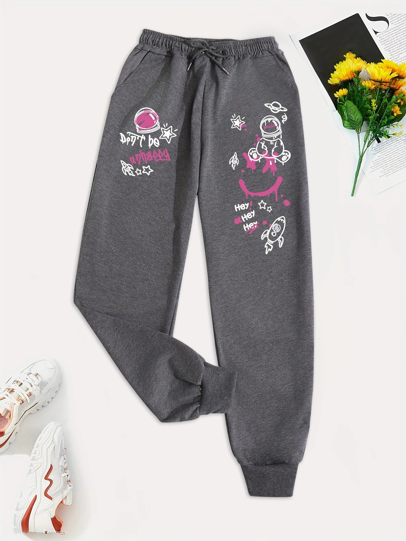 Women's Casual Graffiti Printed Sweatpants For Everyday Wear Versatile Pocket Drawstring Trendy Street Pant Female Autumn Winter